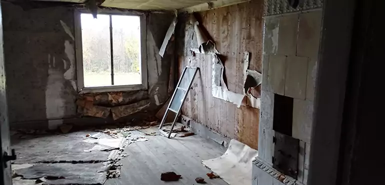 Why Selling a Distressed House Through Traditional Methods Fails in Stockton